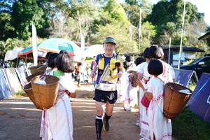 BIB: 2800
                            <button type="button" onclick="openModal(19036248)" class="btn btn-primary btn-sm float-right btn-popup" data-toggle="modal" data-target=".modal-high-quality">
                        <i class="fas fa-shopping-cart"></i> Add to Cart
                    </button>
                                            <button type="button" onclick="isThisMe(19036248, true)" class="btn btn-success btn-sm float-right btn-popup btn-isme hidden" data-toggle="tooltip" data-placement="bottom" title="นี่คือรูปของคุณใช่ไหม คลิกที่นี่เพื่อเอาเข้าอัลบั้ม">
                        <i class="fas fa-plus"></i> Add to album
                    </button>
                    <button type="button" onclick="isThisMe(19036248, false)" class="btn btn-warning btn-sm float-right btn-popup btn-isnotme hidden">
                        <i class="fas fa-ban"></i> Remove from album
                    </button>